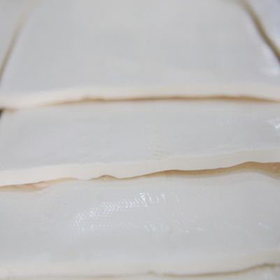 Dowhon Высокая удлиняемость 300% FKM резина с отличной устойчивостью к маслу используется в автомобильных деталях, промышленных уплотнений